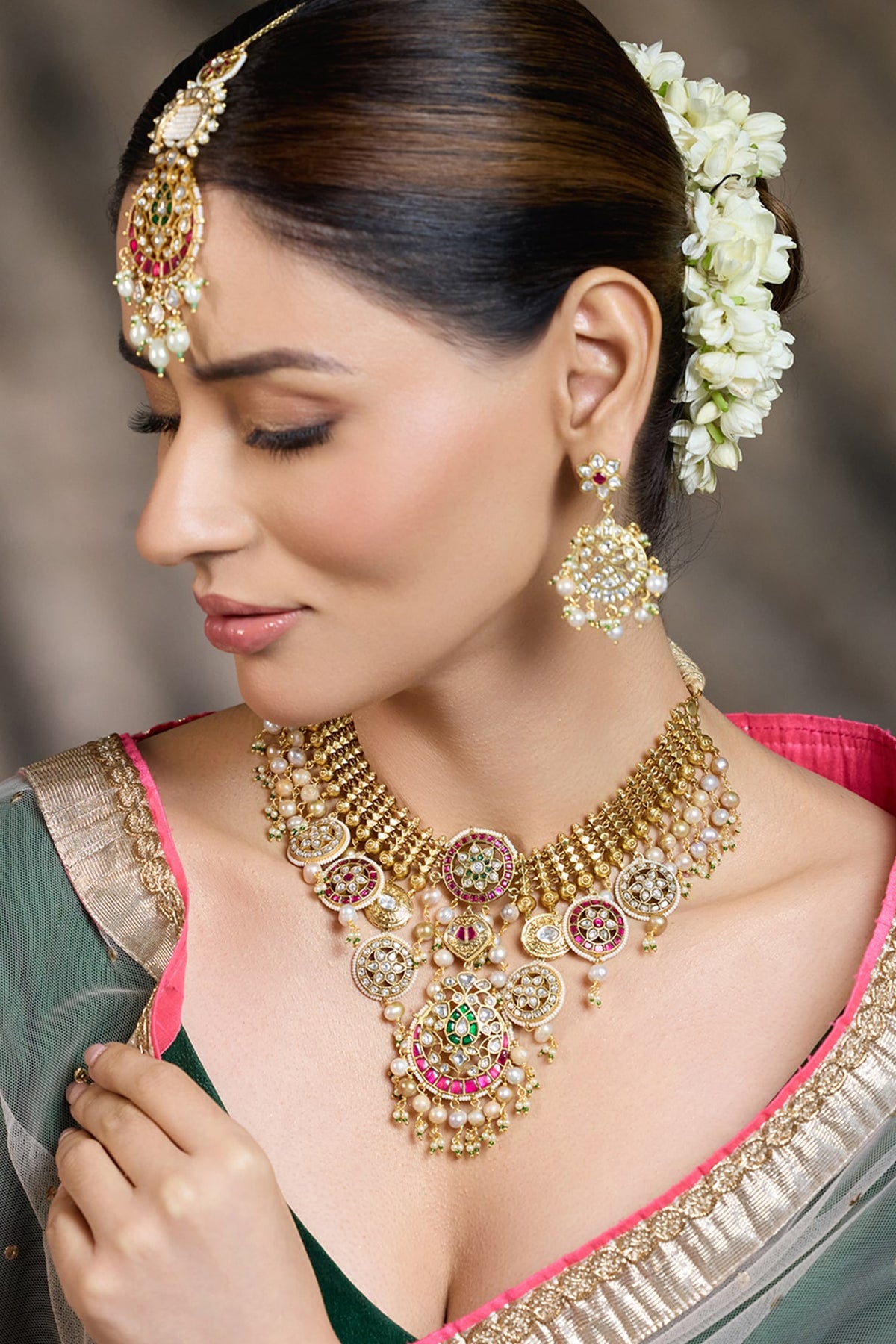 Gold Finish Crimson Stone Filigree Necklace Set