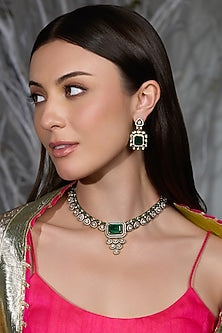 Gold Finish Emerald Green Stone Necklace Set