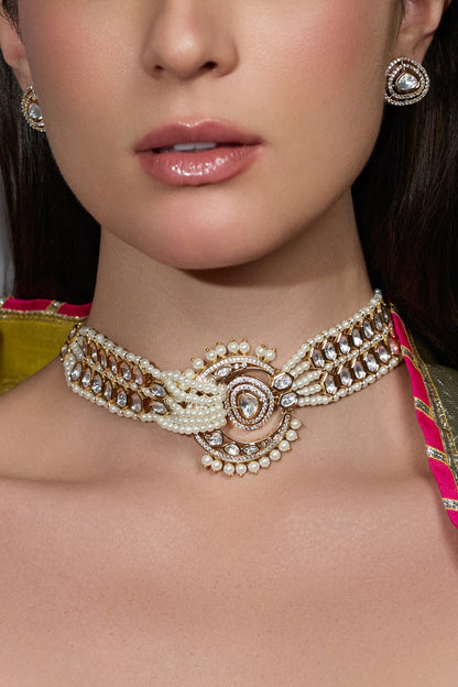 Gold Finish Brass Necklace Set