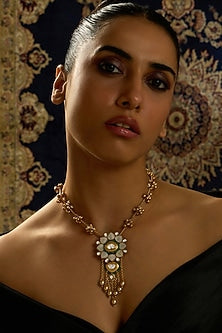 Gold Finish Floral Shaped Stone Chain Necklace