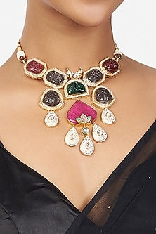 Gold Finish Kundan & Agates Necklace