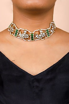 Gold Finish Emerald Green Stone & Kundan Polki Choker Necklace