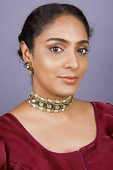 Gold Finish Emerald Green Kundan Polki Choker Necklace Set