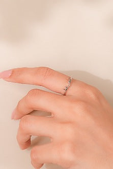 White Finish Zircon Deer Ring In Sterling Silver