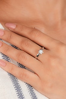 White Finish Zircon Snowflake Ring In Sterling Silver