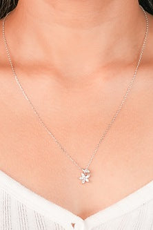 White Finish Zircon Snowflake Pendant Necklace In Sterling Silver