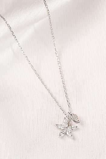 White Finish Zircon Snowflake Pendant Necklace In Sterling Silver