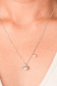 White Finish Zircon & Shell Pearl Pendant Necklace In Sterling Silver