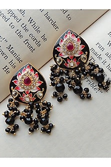 Gold Finish Enameled Black Meenakari Pan Choker Necklace Set