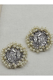 White Finish Grey Pearl Ancient Stud Earrings