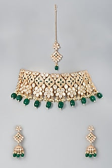 Gold Finish Green Stone & Pearl Choker Necklace Set