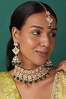 Gold Finish Green Stone & Pearl Choker Necklace Set