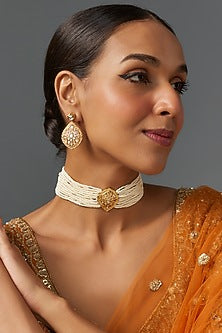 Gold Finish Kundan Polki & Shell Pearl Choker Necklace Set