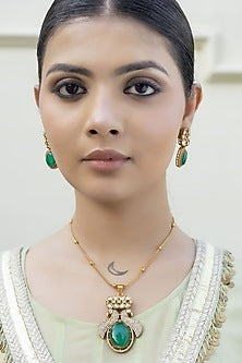 Gold Finish Green Kundan Polki Chain Pendant Necklace Set