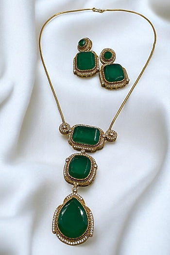 Gold Finish Green Kundan Polki Chain Pendant Necklace Set