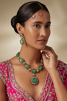 Two Tone Finish Uncut Kundan Polki & Green Aventurine Necklace Set