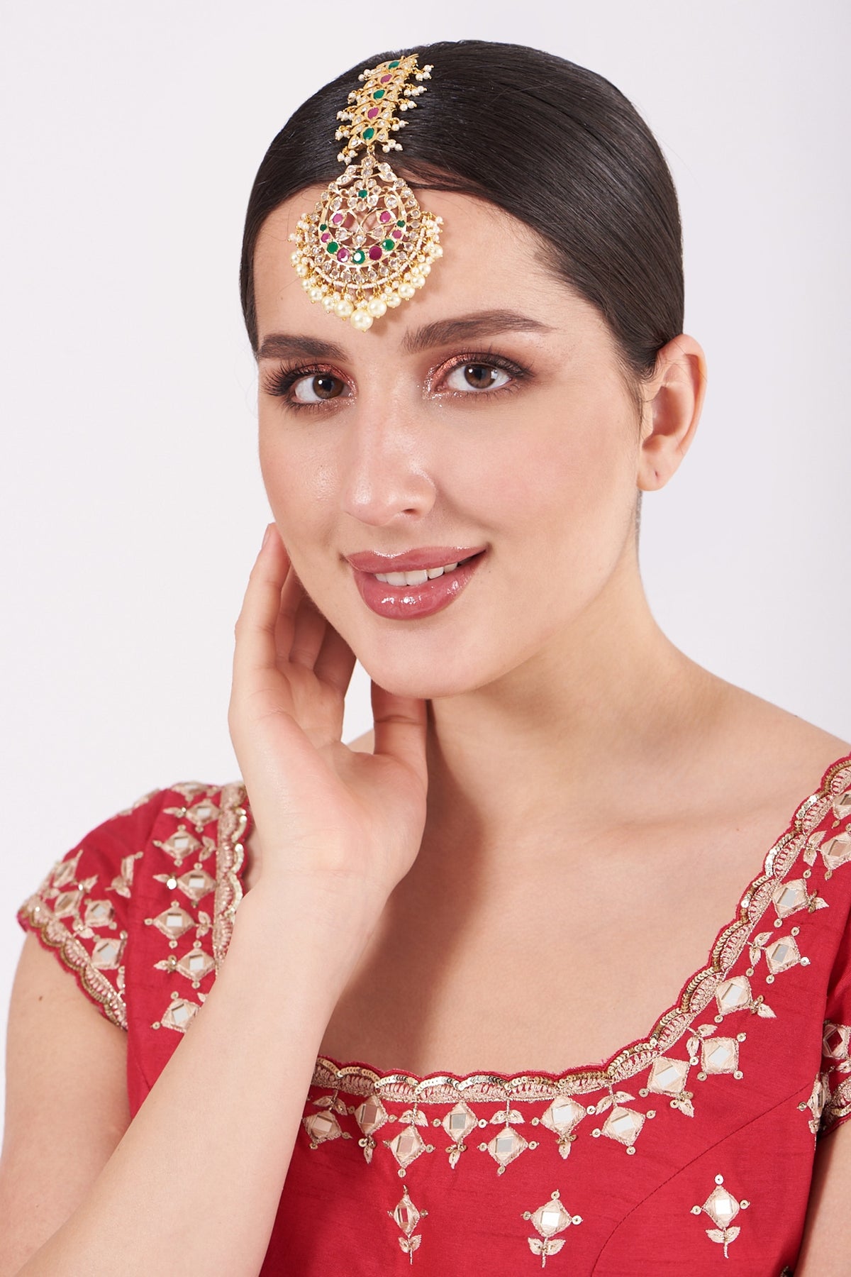 Gold Plated Onyx Beaded Maang Tikka