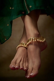 Gold Plated Kundan Polki & Green Onyx Anklets (Set Of 2)