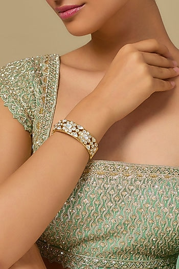 Gold Finish Kundan Polki Bangle In Sterling Silver