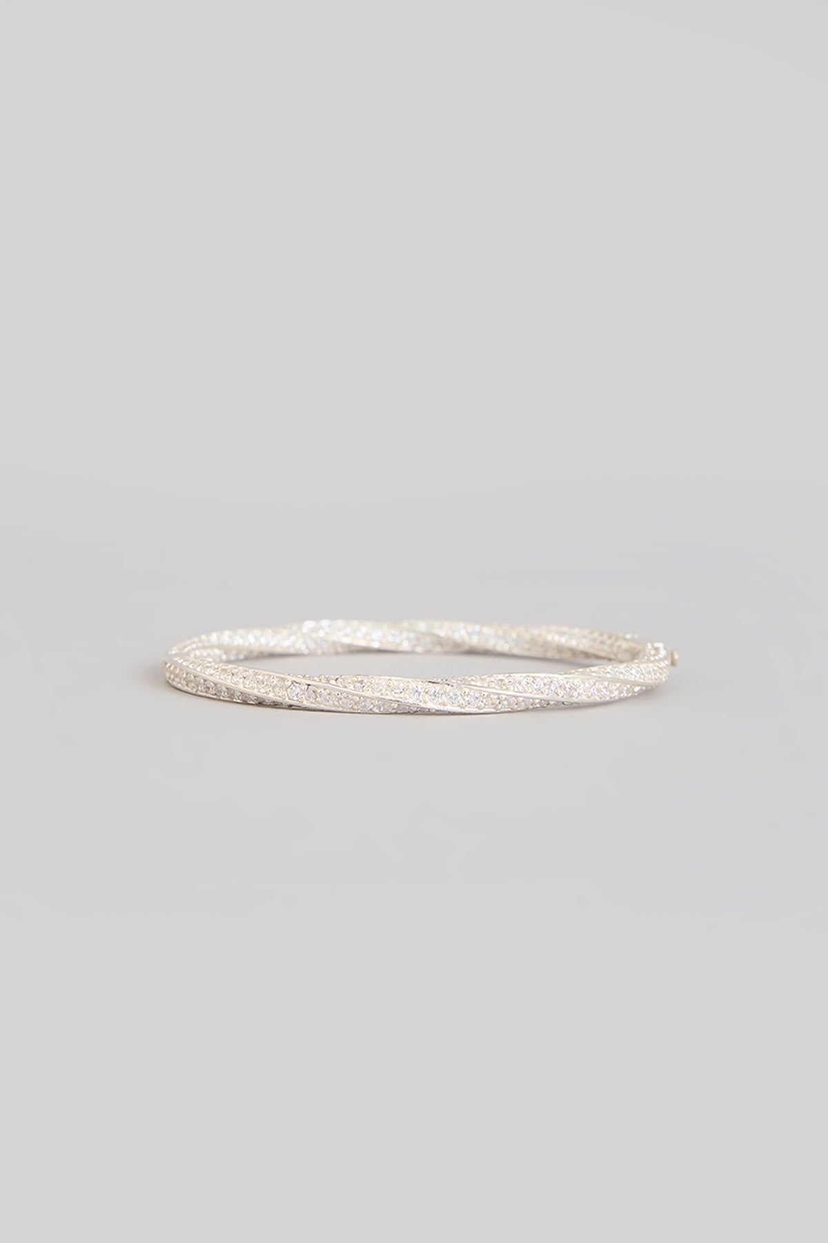 Gold Finish Moissanite Polki Bracelet In Sterling Silver