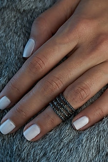 18 Kt Black Gold & Diamond Midi Ring