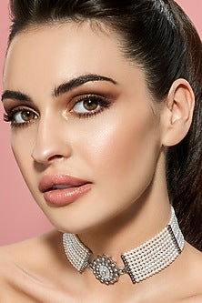 18 Kt White Gold Pearl & Diamond Choker Necklace