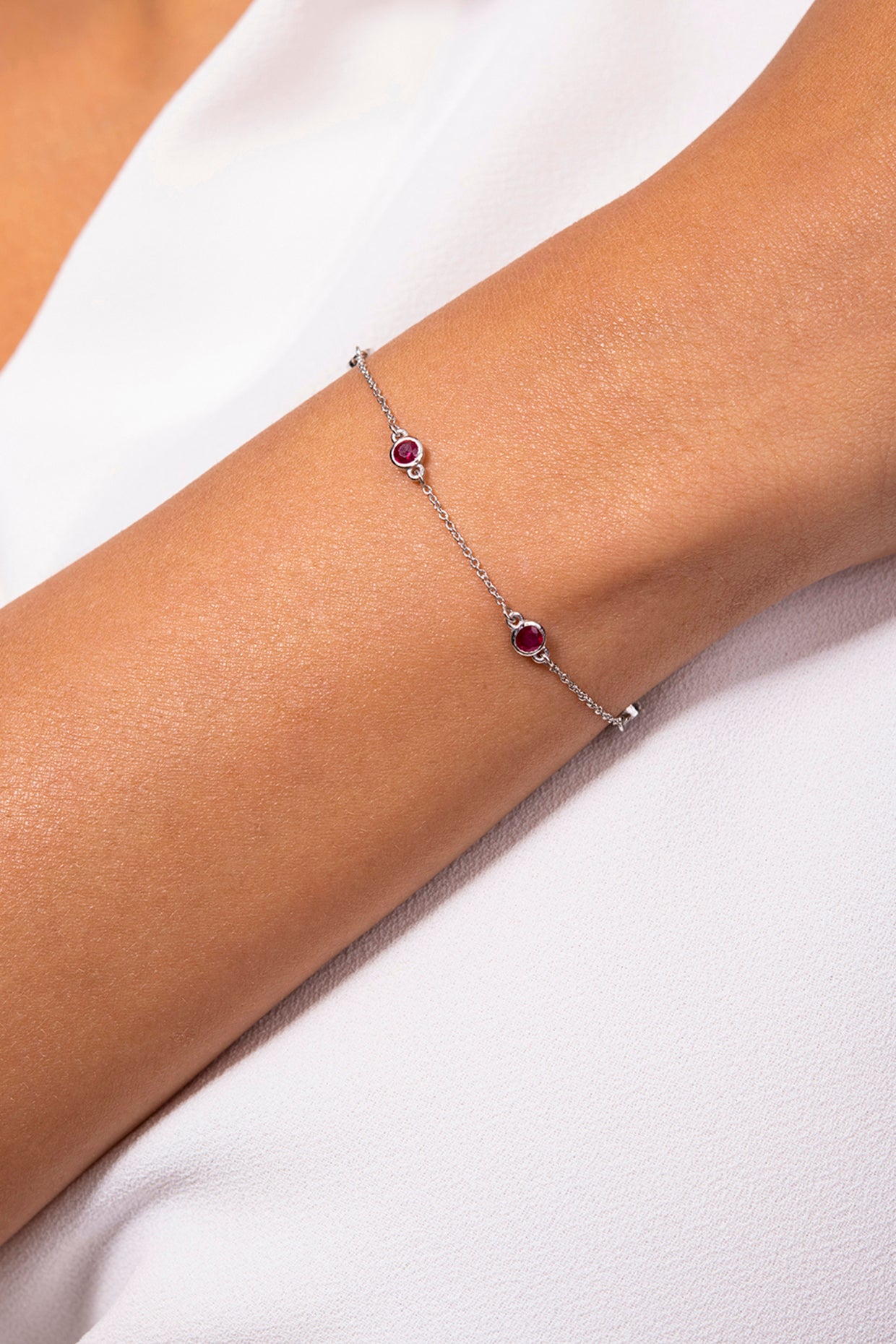 14 Kt Yellow Gold Diamond & Ruby Bracelet