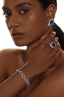 18 Kt White Gold Tanzanite & Diamond Earrings