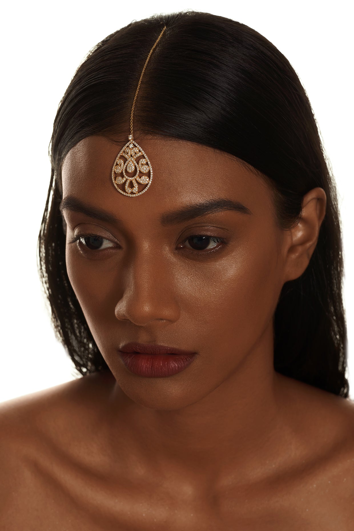 18 Kt Yellow Gold Diamond Maangtikka