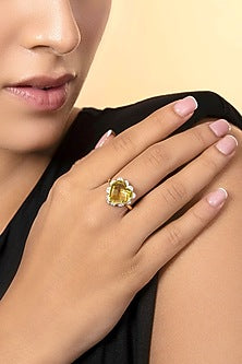 14 Kt Yellow Gold Heart Ring With Lemon Quartz