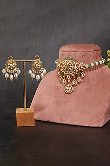 Gold Plated Kundan Polki & Freshwater Pearl Choker Necklace Set In Sterling Silver