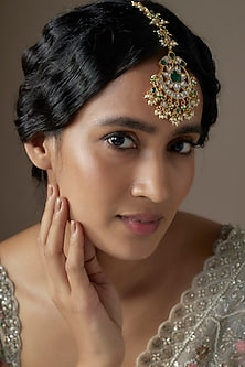 Gold Finish Kundan Polki Maangtikka In Sterling Silver