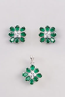 White Finish Zircon Pendant Set