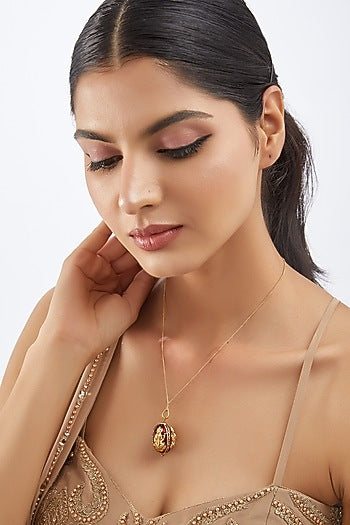 Gold Finish Pendant Necklace