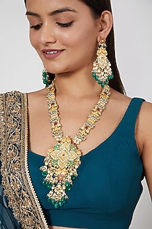 Gold Finish Kundan Polki Pendant Necklace Set