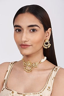 Gold Finish Choker Necklace Set With Moti