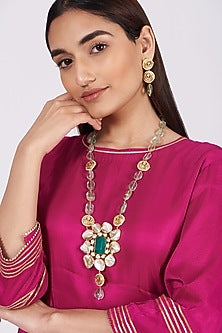 Gold Finish Pendant Mala Necklace Set