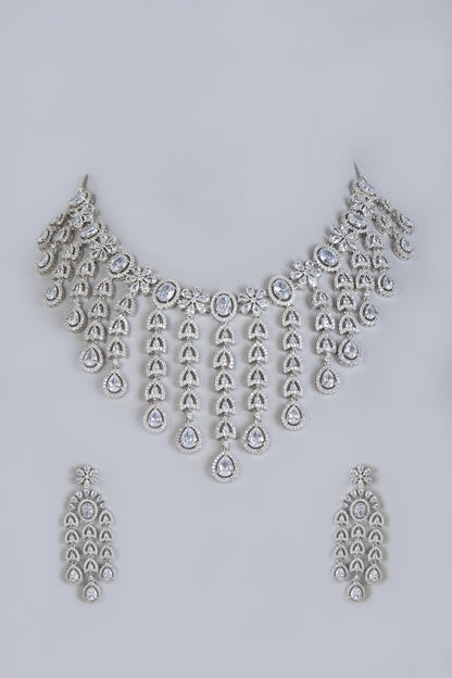 White Finish Zircons Diamonds Necklace Set