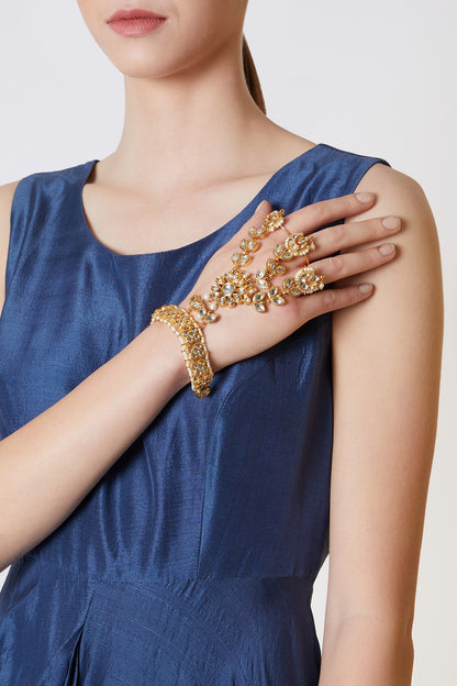 Gold Plated Kundan Three Finger Hathphool