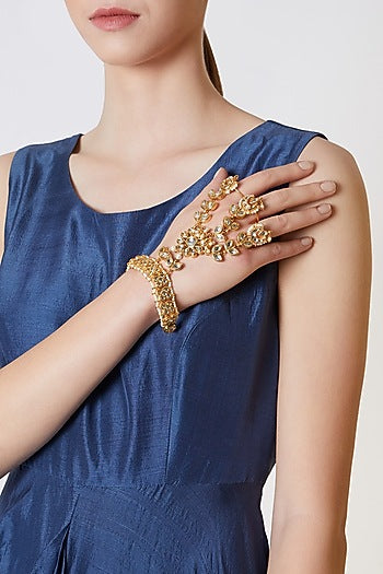 Gold Plated Kundan Three Finger Hathphool