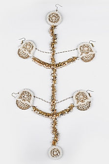 Gold Finish Pearl & Shell Mathapatti