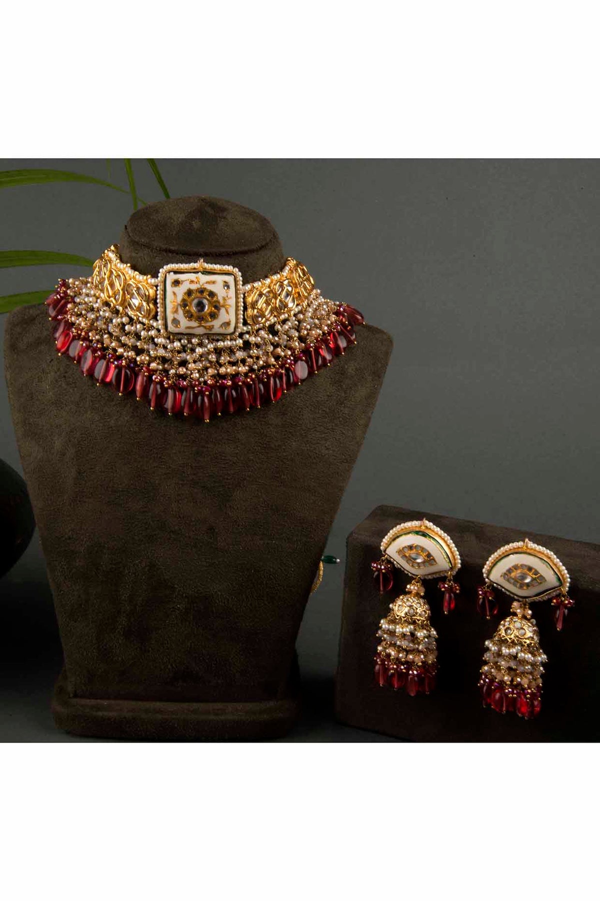 Gold Finish Ruby Glass Stone Choker Necklace Set