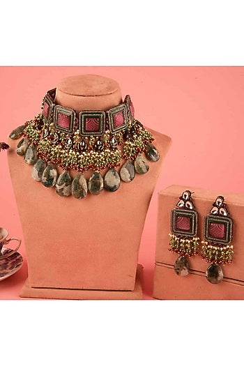 Black Rhodium Finish Carved Stone Choker Necklace Set
