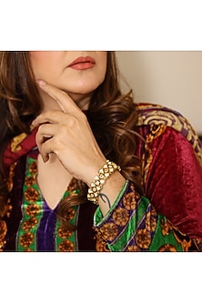Gold Finish Kundan Polki Handcrafted Openable Bangle