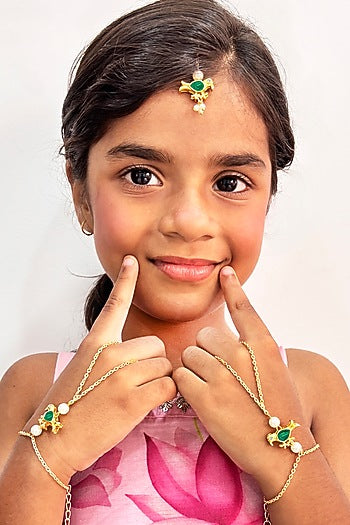 Gold Finish Pearl Floral Maangtikka