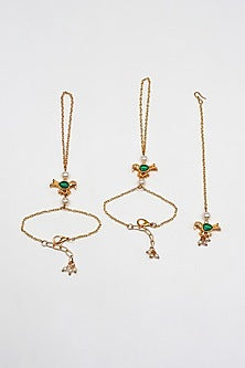Gold Finish Pearl Floral Maangtikka