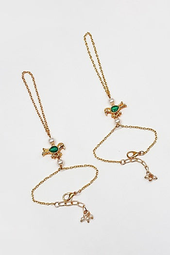 Gold Finish Pearl Floral Maangtikka