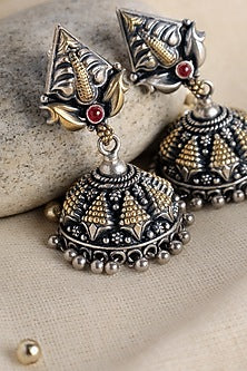 Two Tone Finish Kempstone Temple Jhumka Earrings In Sterling Silver