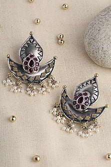 Two Tone Finish Kempstone & Pearl Temple Dangler Earrings In Sterling Silver