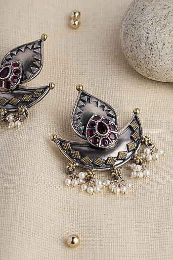 Two Tone Finish Kempstone & Pearl Temple Dangler Earrings In Sterling Silver